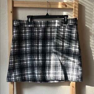 Mud Pie Black and White Plaid Mini Skirt